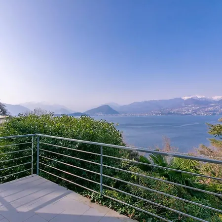 Charming Sunset With Pool * Laveno